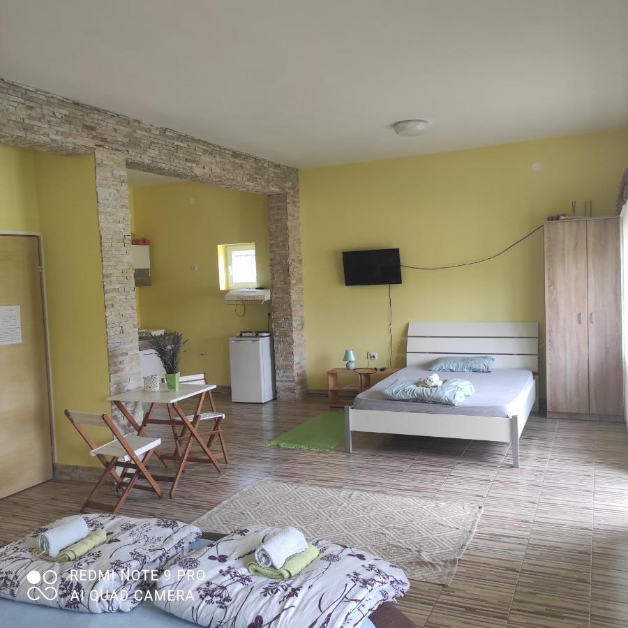 Apartamento Mirella33 Palić Exterior foto